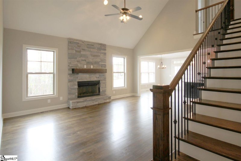 Property image 5 at 1 Windswept Knoll Drive, Taylors, SC 29687