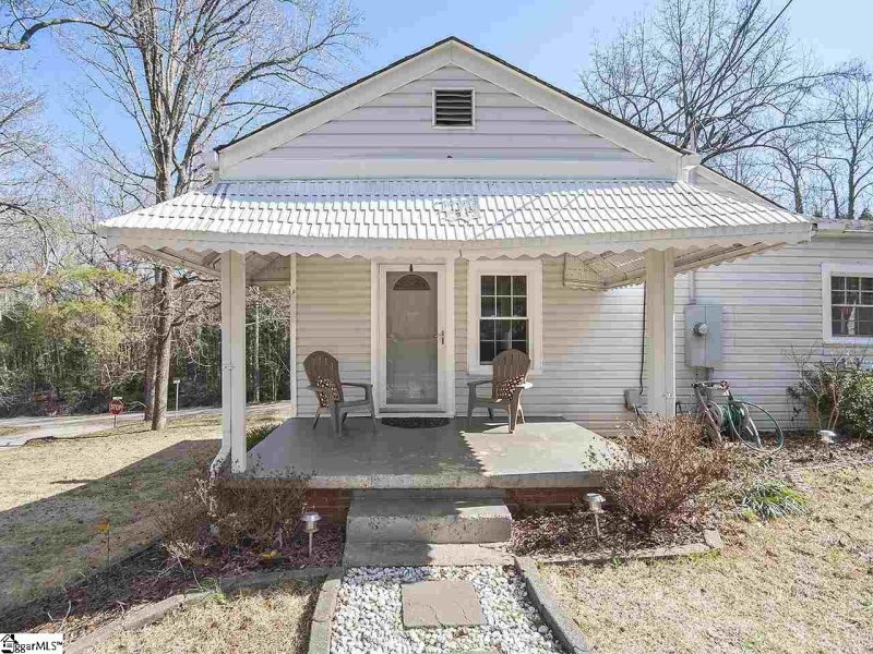 Property image 2 at 310 Pisgah Drive, Greenville, SC 29609