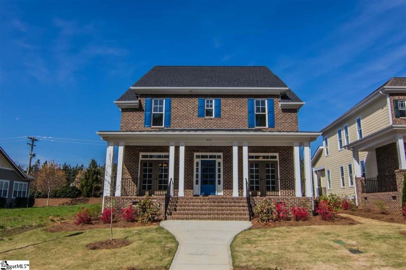 212 Grandmont Court