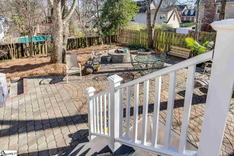 Property image 5 at 214 Burning Bush Road, Greenville, SC 29607