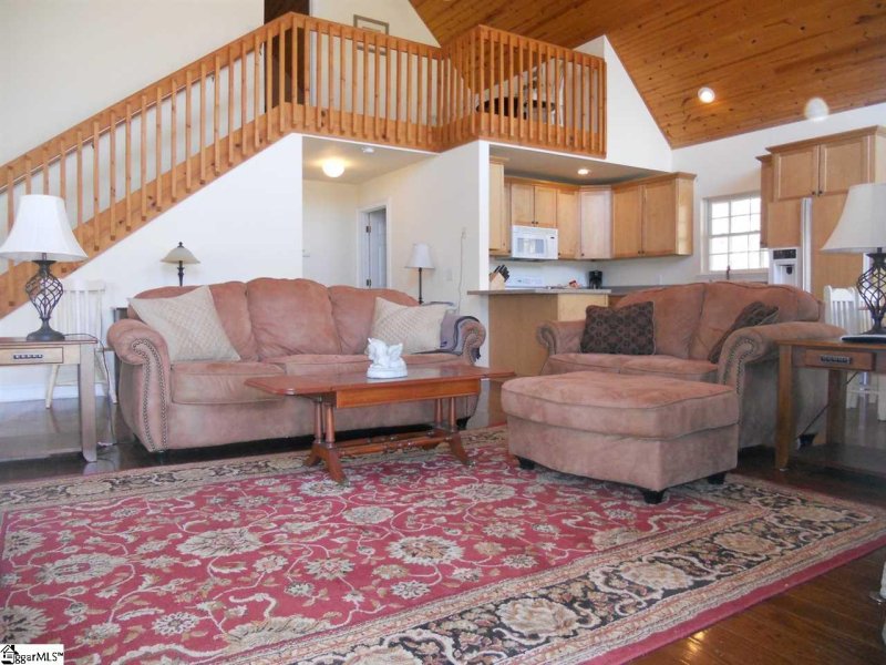 Property image 4 at 106 Falcon Crest Way, Pickens, SC 29671