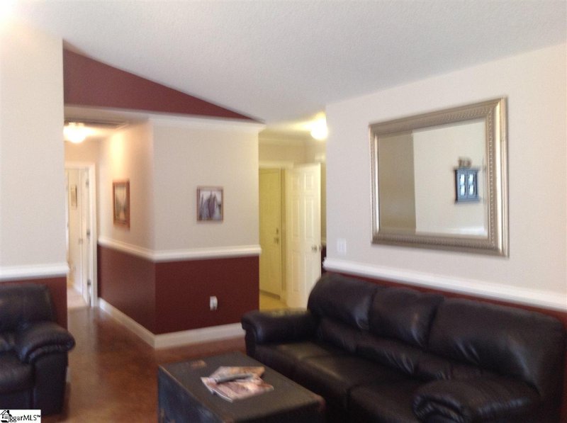 Property image 4 at 110 Cedar Glen Drive, Williamston, SC 29697