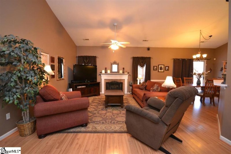 Property image 4 at 603 Laurens Drive, Anderson, SC 29621