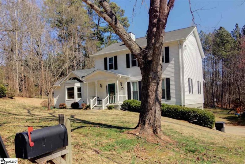 209 Williamsburg Way