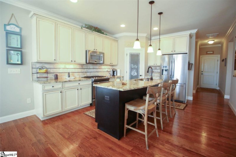 Property image 3 at 107 Emma Bryant Way, Greer, SC 29651