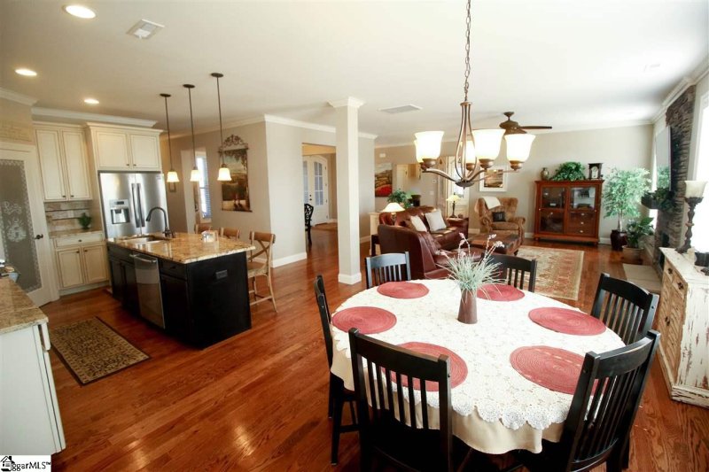 Property image 4 at 107 Emma Bryant Way, Greer, SC 29651