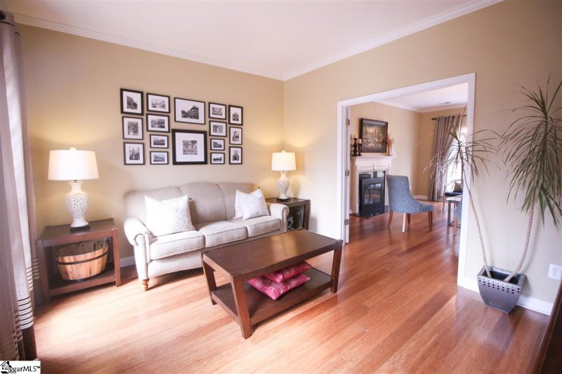 Property image 4 at 312 Chetsworth Lane, Greenville, SC 29607