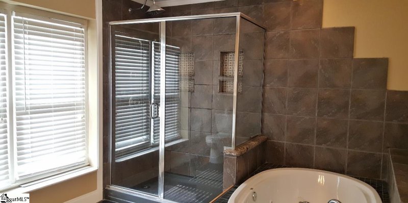 Property image 3 at 304 WILLOW Drive, Piedmont, SC 29673-8377