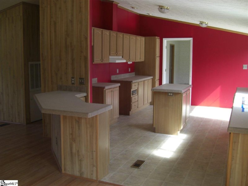 Property image 4 at 301 Big Canoe Court, Marietta, SC 29661