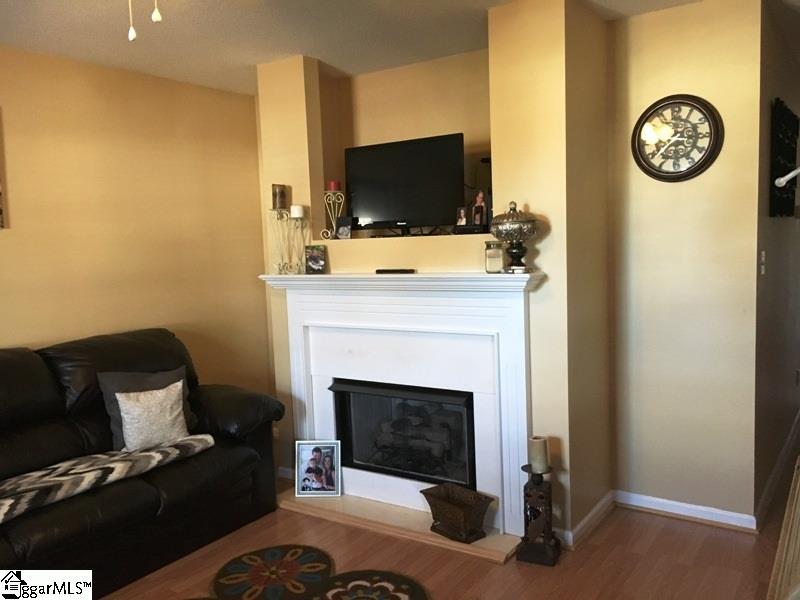 Property image 2 at 944 E Emerald Springs Drive, Boiling Springs, SC 29316