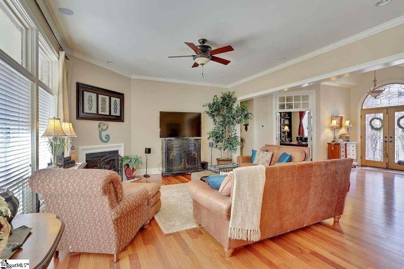 Property image 4 at 660 Breckenwood Drive, Spartanburg, SC 29301