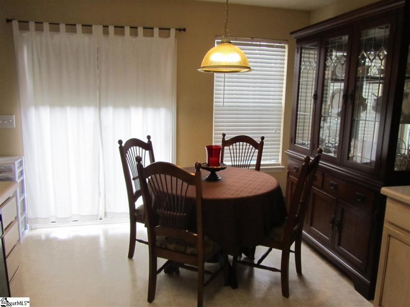 Property image 5 at 4 Buzzell Court, Simpsonville, SC 29681