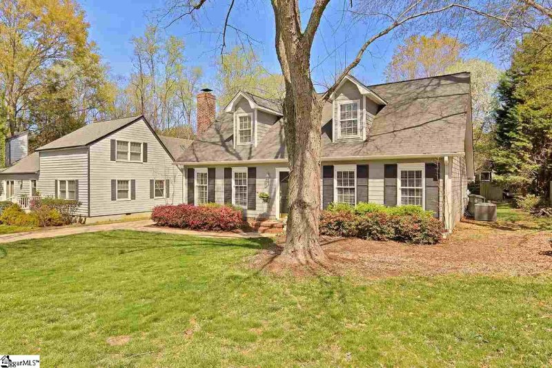 Property image 2 at 104 Lindmont Drive, Greenville, SC 29607