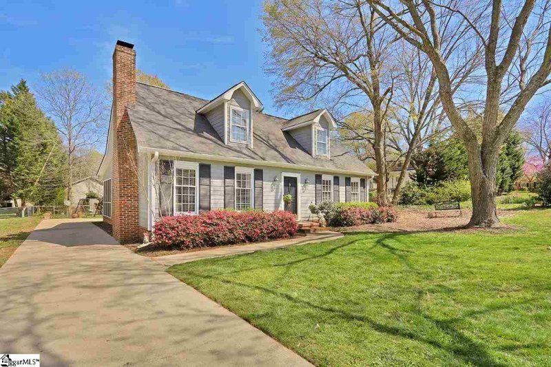 Property image 3 at 104 Lindmont Drive, Greenville, SC 29607