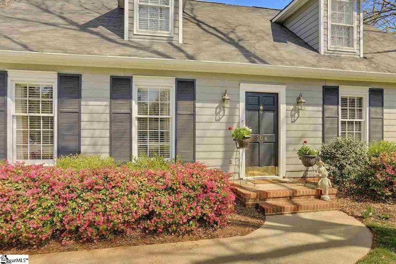 Property image 4 at 104 Lindmont Drive, Greenville, SC 29607