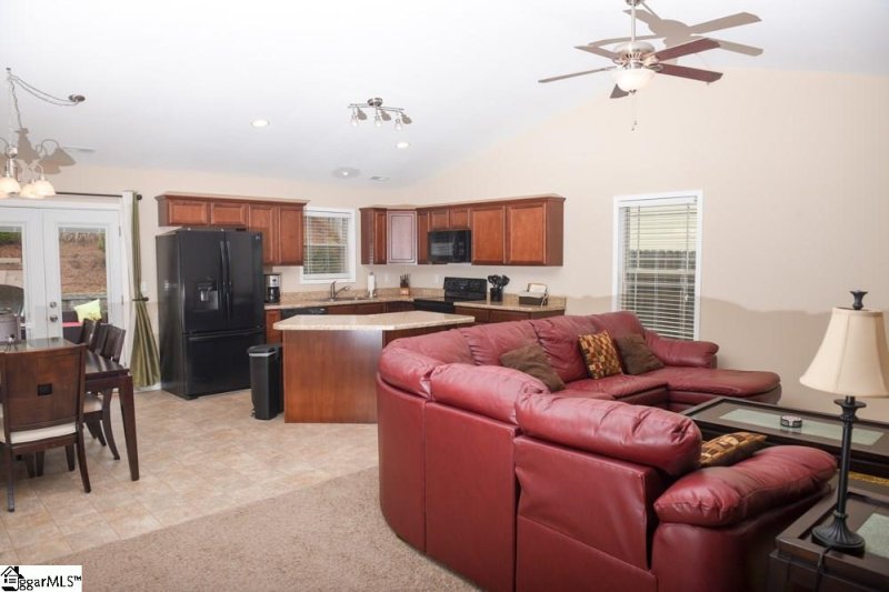 Property image 2 at 103 Cassidy Court, Simpsonville, SC 29680