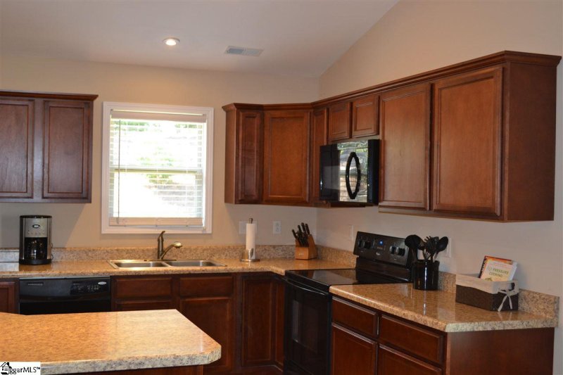 Property image 5 at 103 Cassidy Court, Simpsonville, SC 29680