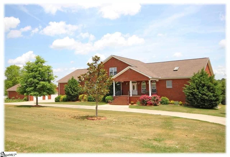 107 BRUCE MEADOW Drive