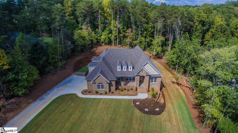 Property image 2 at 1205 Bradford Creek Lane, Taylors, SC 29687