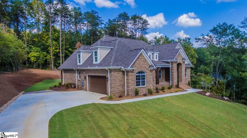 Property image 3 at 1205 Bradford Creek Lane, Taylors, SC 29687