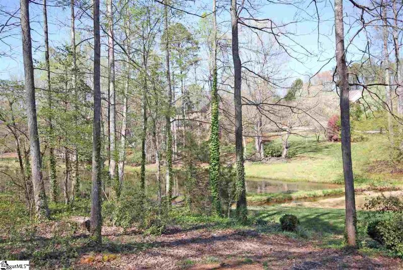 Property image 2 at 2 MALLARD Court, Greenville, SC 29617