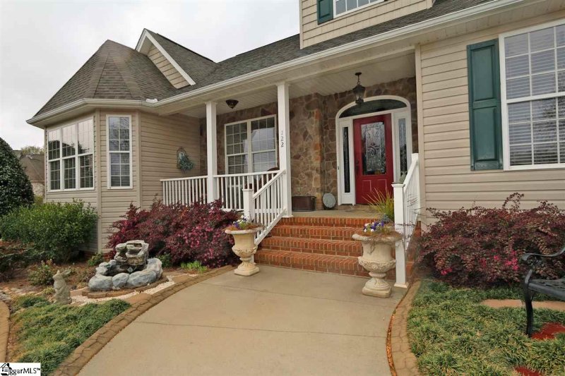 Property image 3 at 122 Creek Crossing Way, Greer, SC 29651