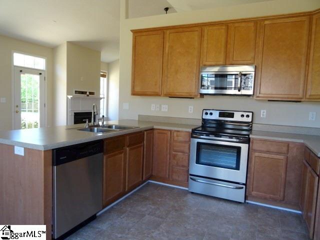 Property image 5 at 48 Stoneledges Lane, Taylors, SC 29687