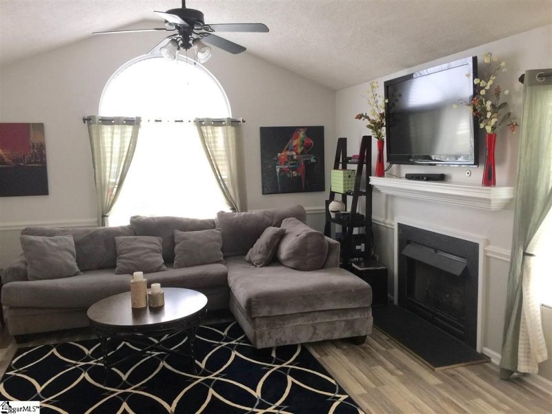 Property image 2 at 255 Weston Valley Drive, Moore, SC 29369