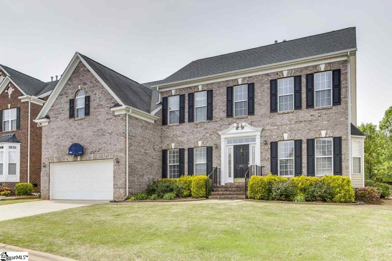 Property image 2 at 1012 Carriage Park Circle, Greer, SC 29650