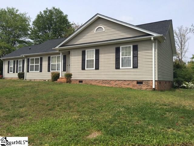 Property image 3 at 109 Charmar Way, Taylors, SC 29687