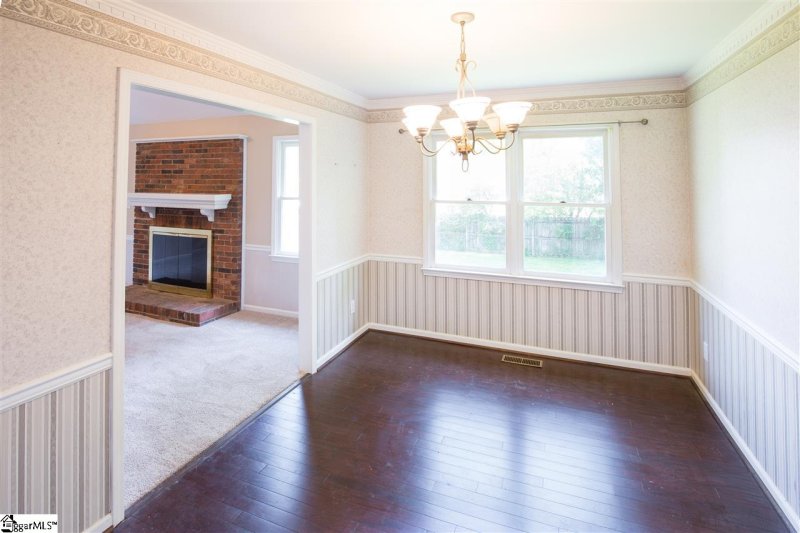 Property image 5 at 100 Tearose Lane, Simpsonville, SC 29681