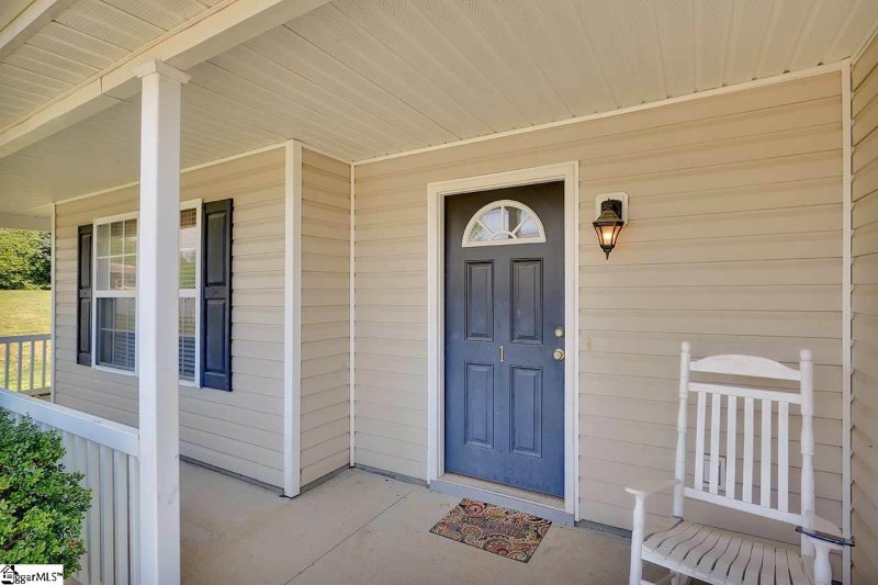 Property image 2 at 1 Landing Lane, Simpsonville, SC 29681