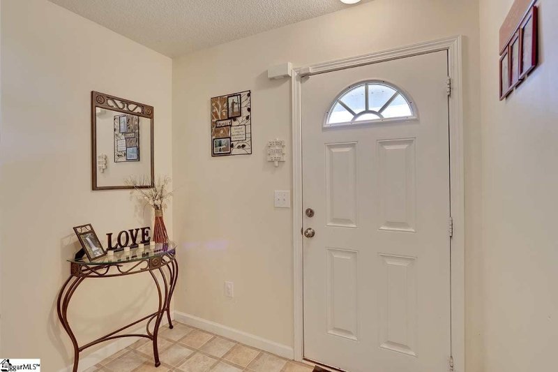 Property image 3 at 1 Landing Lane, Simpsonville, SC 29681