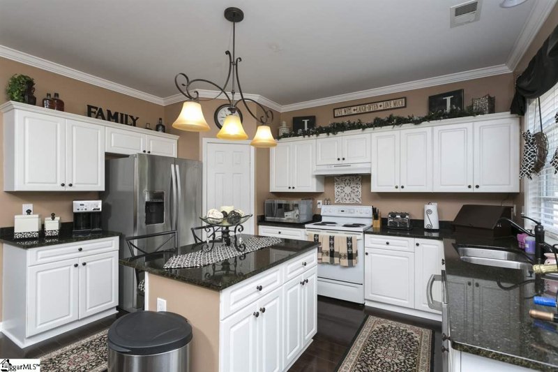 Property image 3 at 11 Bricewood Drive, Greer, SC 29650