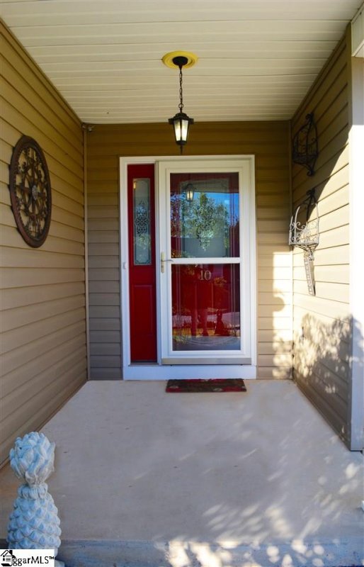 Property image 2 at 10 Cole Creek Court, Greer, SC 29651