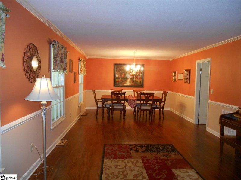 Property image 2 at 120 Blakely Avenue, Laurens, SC 29360