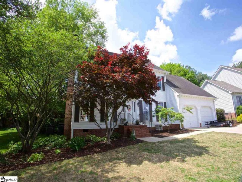 Property image 2 at 614 Oak Pointe Court, Greenville, SC 29615