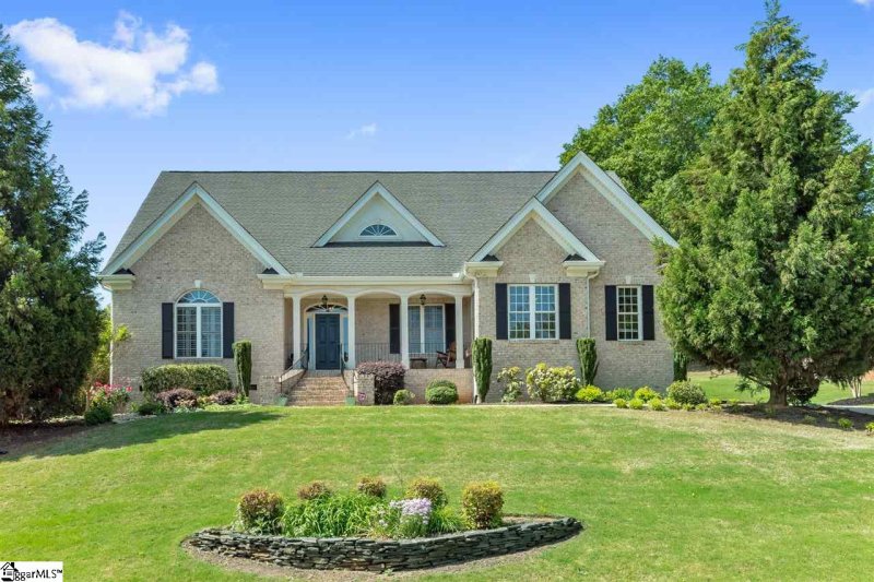 107 Walnut Creek Way