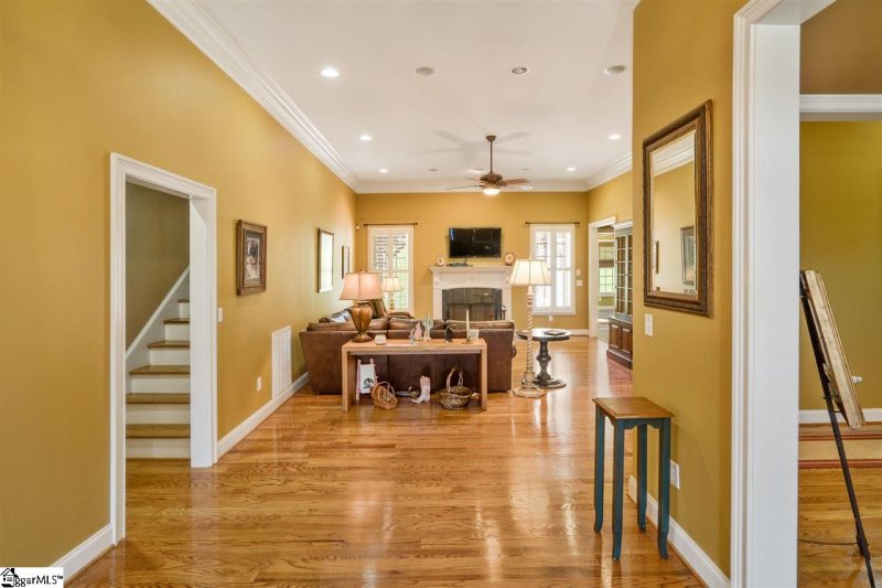 Property image 2 at 107 Walnut Creek Way, Greenville, SC 29611