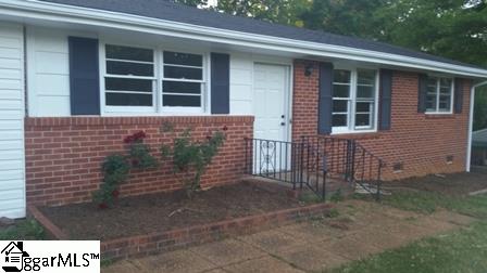 Property image 3 at 200 Iris Drive, Easley, SC 29642