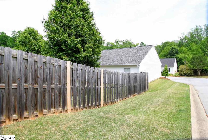 Property image 4 at 801 Amarillo Drive, Moore, SC 29369-9382