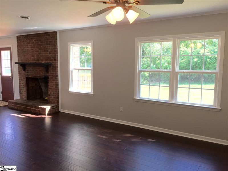 Property image 4 at 104 Greenridge Drive, Moore, SC 29369