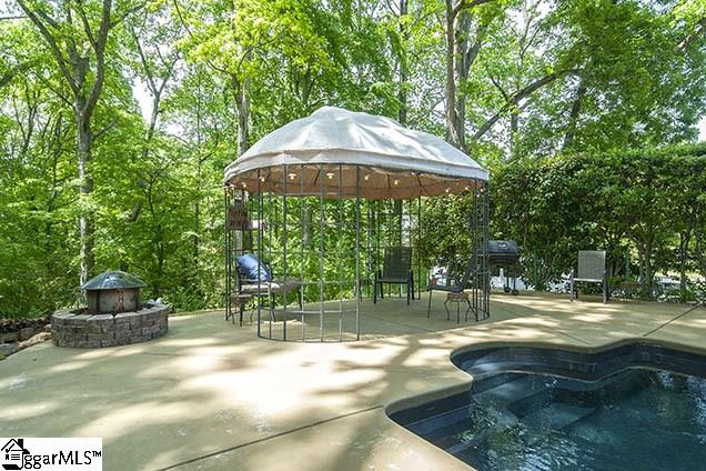 Property image 3 at 125 Batesview Drive, Greenville, SC 29607