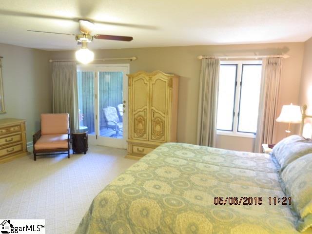 Property image 4 at 10 Creekside Way, Greenville, SC 29609