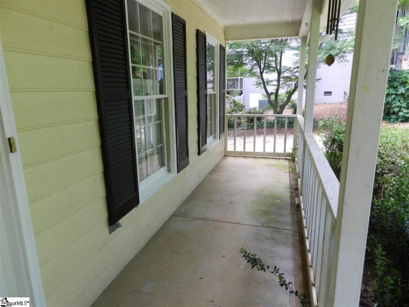 Property image 3 at 23 Dahlglen Avenue, Greenville, SC 29607