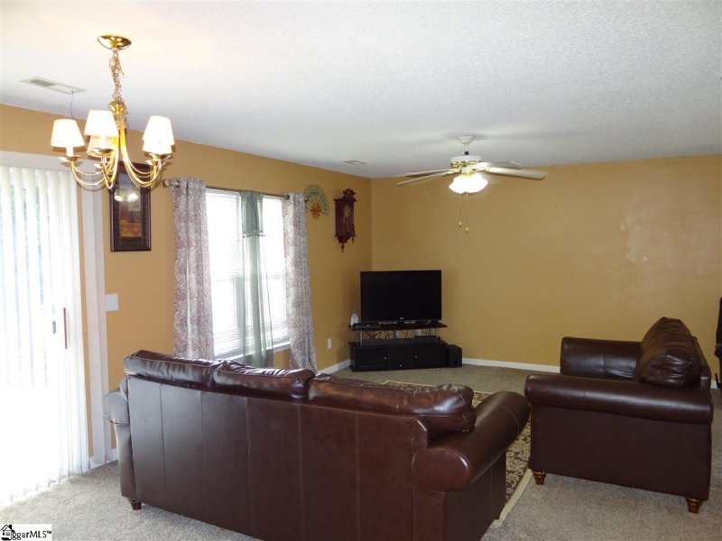 Property image 4 at 331 Brighton Woods Drive, Moore, SC 29369