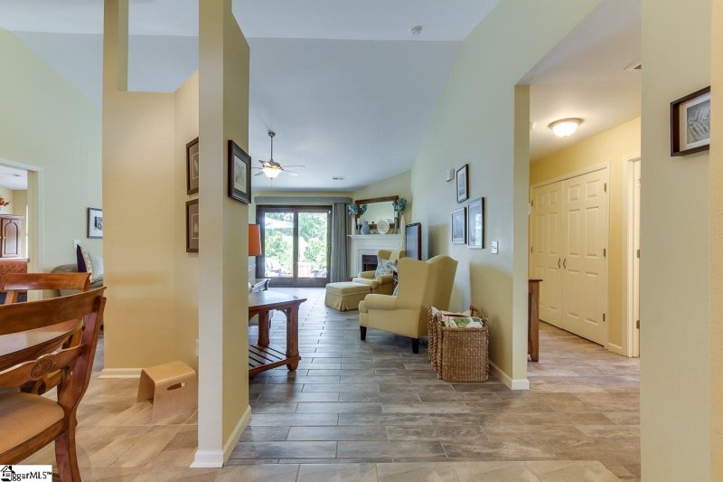 Property image 5 at 100 Prairie Knoll Court, Greer, SC 29651