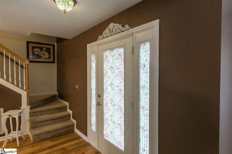 Property image 4 at 7 Mountainside Way, Greenville, SC 29609