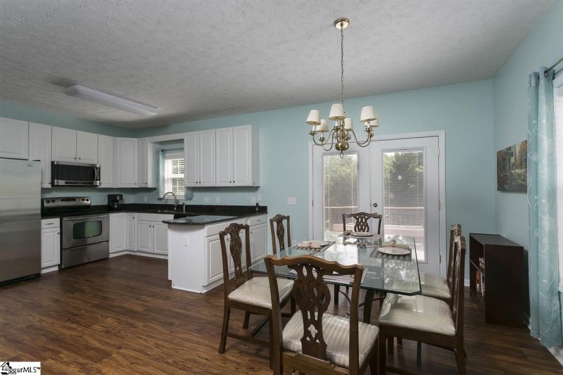 Property image 4 at 8 Mountainside Way, Greenville, SC 29609