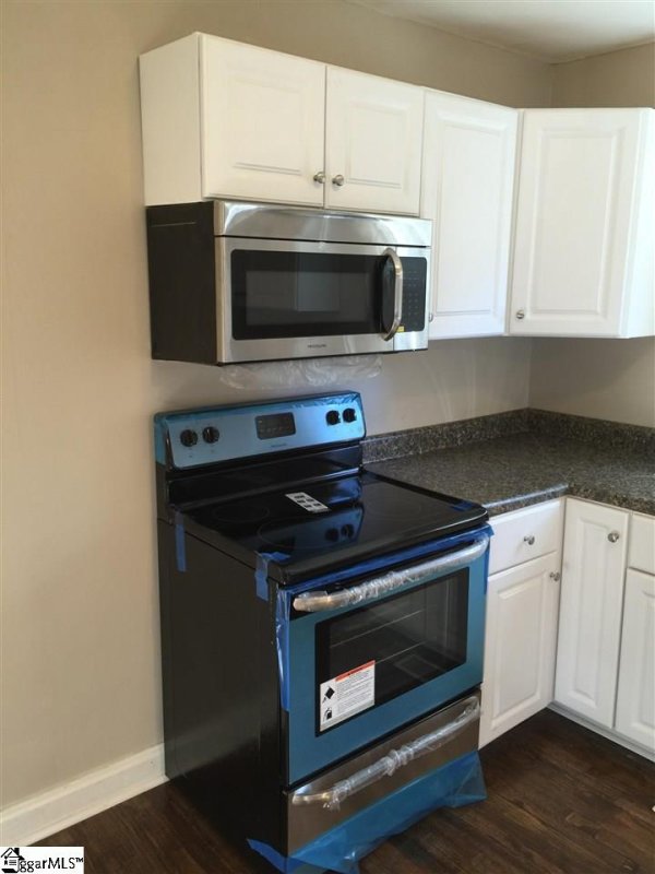 Property image 2 at 210 S Wingate Road, Greenville, SC 29605